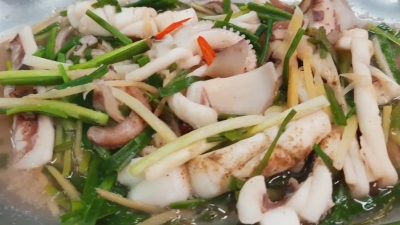 mực một nắng cô tô hấp gừng